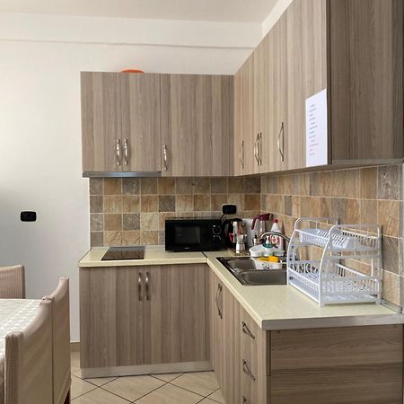Rikardo Apartament Apartment Vlorë Exterior foto
