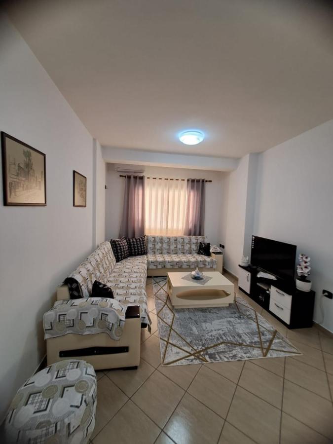 Rikardo Apartament Apartment Vlorë Exterior foto