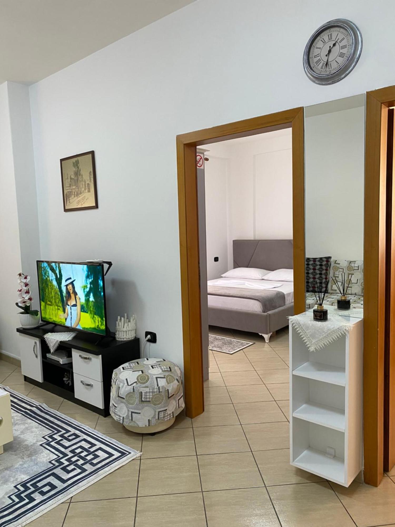 Rikardo Apartament Apartment Vlorë Exterior foto
