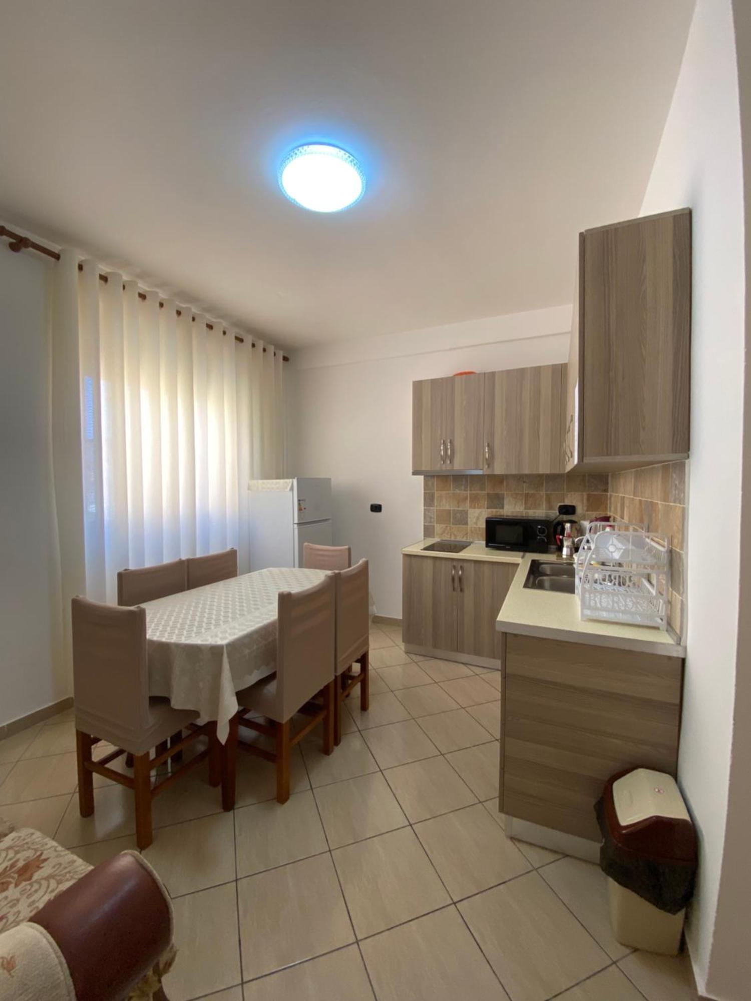 Rikardo Apartament Apartment Vlorë Exterior foto